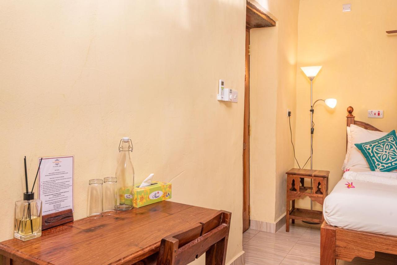 The 189 Gizenga House, Zanzibar Bed & Breakfast Exterior photo